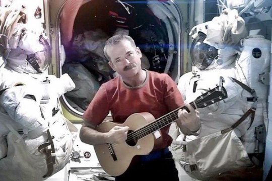 Space Oddity, Chris Hadfield, International Space Station