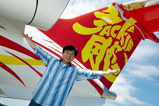 Jackie Chan, Jackie Chan jet, Embraer Legacy 650, private jet