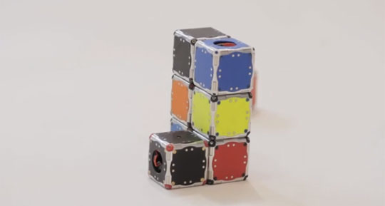 Jumping Self-assembling Cubes Robots