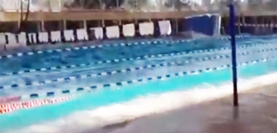 This is What a 7.2 Earthquake Does to a Pool