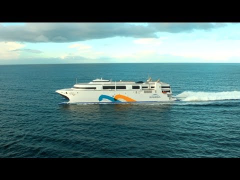 World's Fastest Ship: Incat's Wave Piercing Catamaran