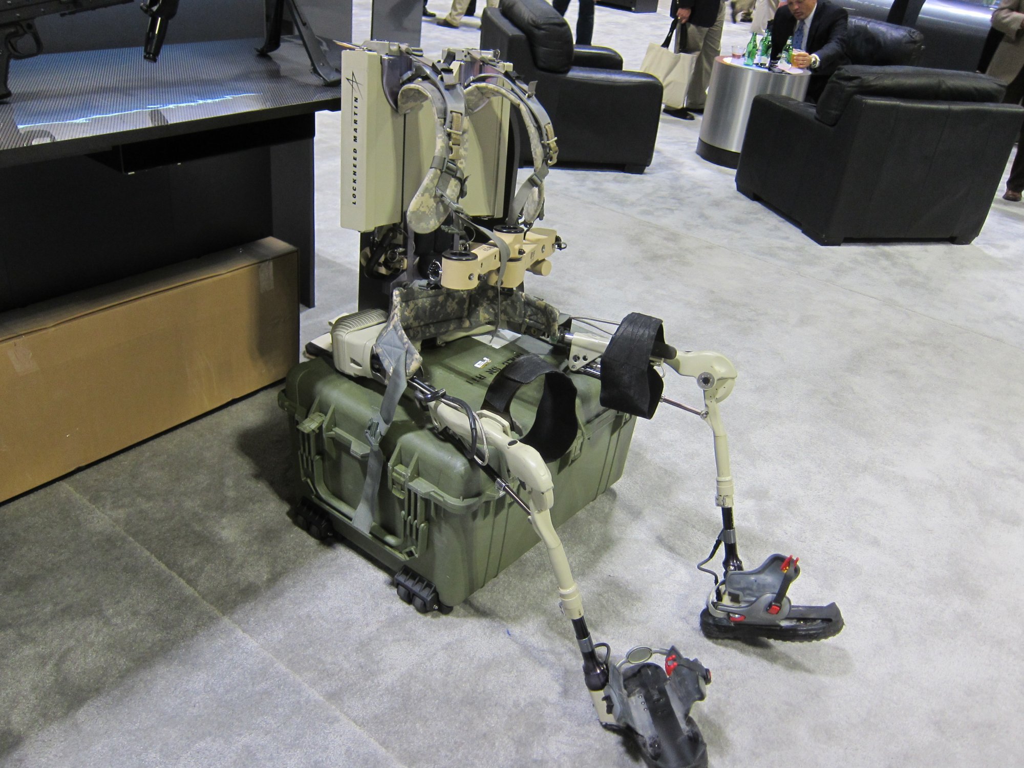 Lockheed's HULC Exoskeleton is Stealthy, Enables Soldiers to Easily Carry 200-Pounds for Over 12-Miles