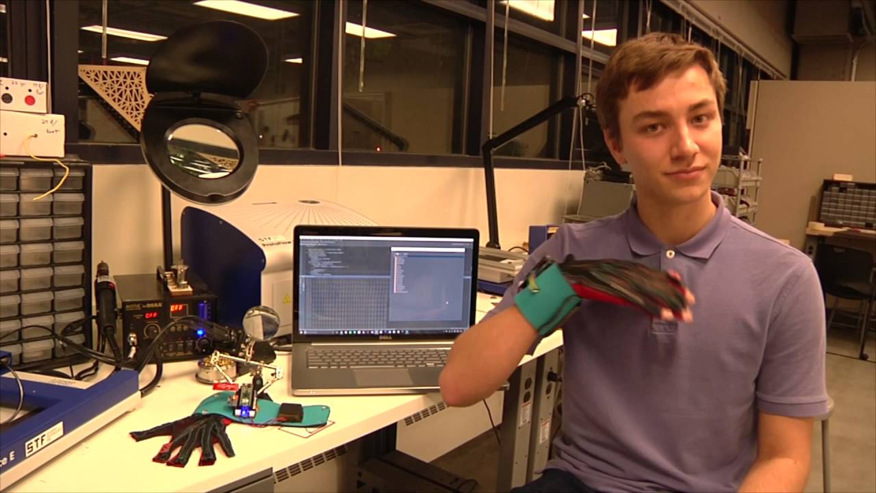 Gloves that Translate Sign Language into Text and Speech