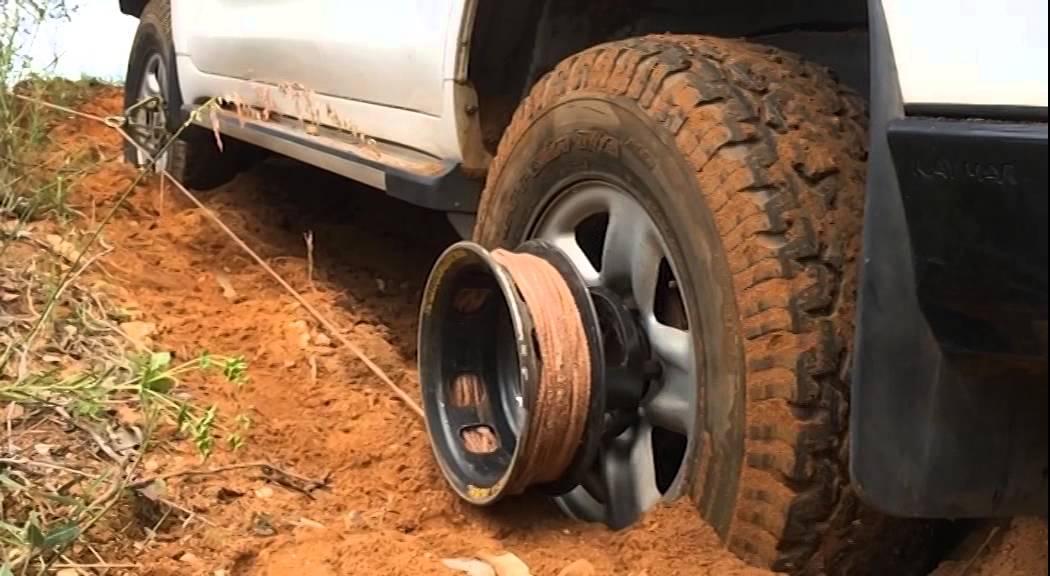 This Detachable Wheel Winch Is Simply A Life Saver